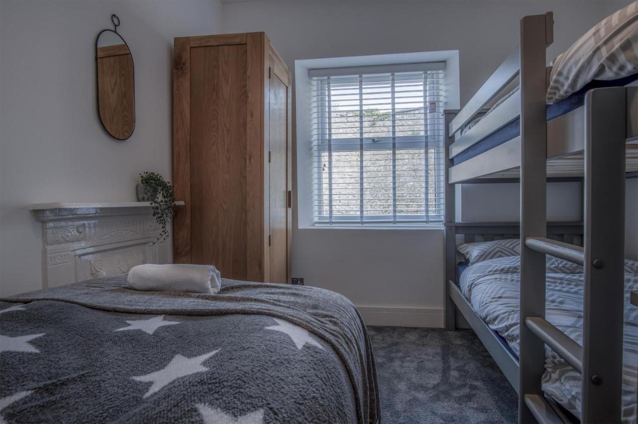 Hawtree Cottage - 2 Bedroom Cottage - Tenby Eksteriør billede
