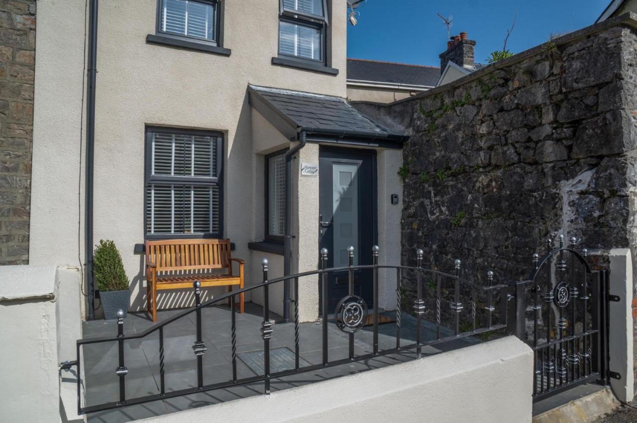 Hawtree Cottage - 2 Bedroom Cottage - Tenby Eksteriør billede