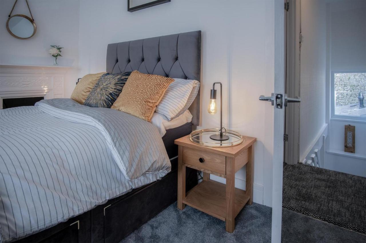 Hawtree Cottage - 2 Bedroom Cottage - Tenby Eksteriør billede